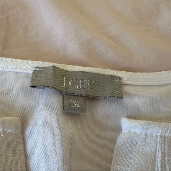 White Maxi Dress with Lace Detail Size PXL - Picture 8 of 10